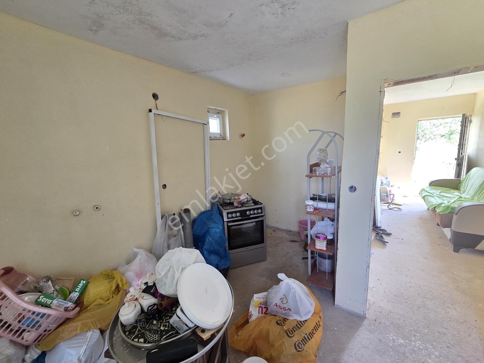 Canbay Yapı'dan Örnek Köyde 9.000 M2 Satılık Tarla Ve 1+1 Ev — fotoğraf 12