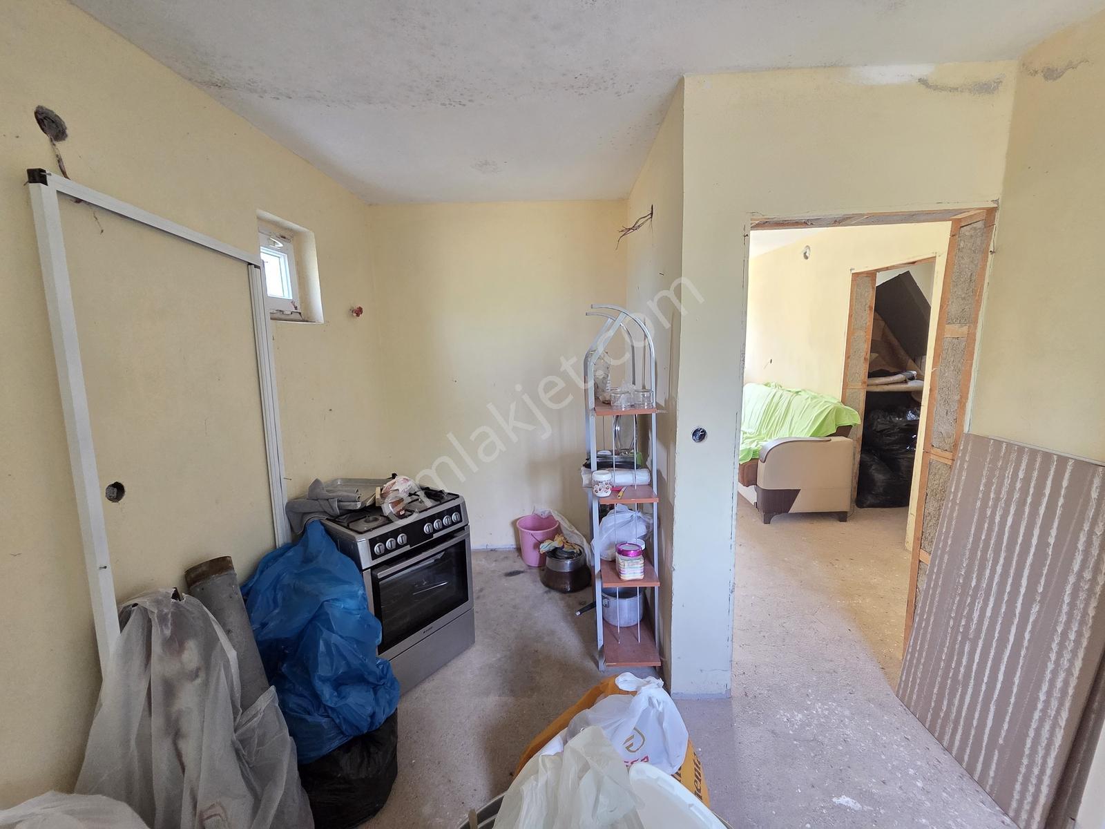 Canbay Yapı'dan Örnek Köyde 9.000 M2 Satılık Tarla Ve 1+1 Ev — fotoğraf 13
