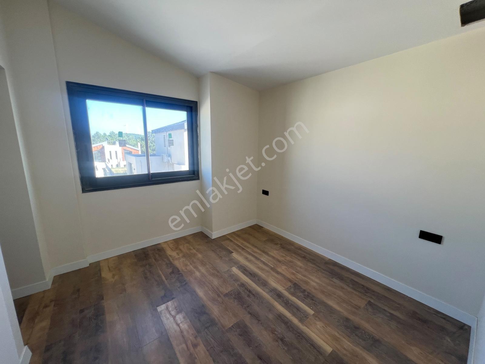 52 Urla Kuşçularda Satılık 4+1 Özel Havuzlu Villa — fotoğraf 12