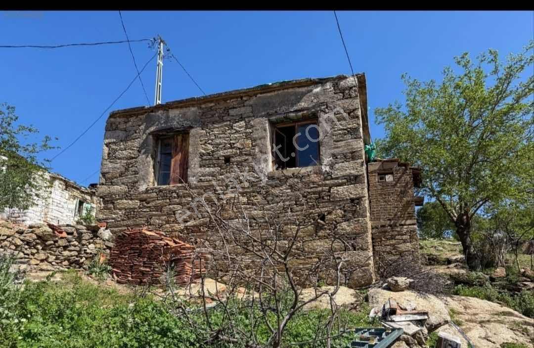 86 Hakan Büyükten Söke Avcılarda Köy İçinde Doğayla İçiçe Taş Ev — fotoğraf 5