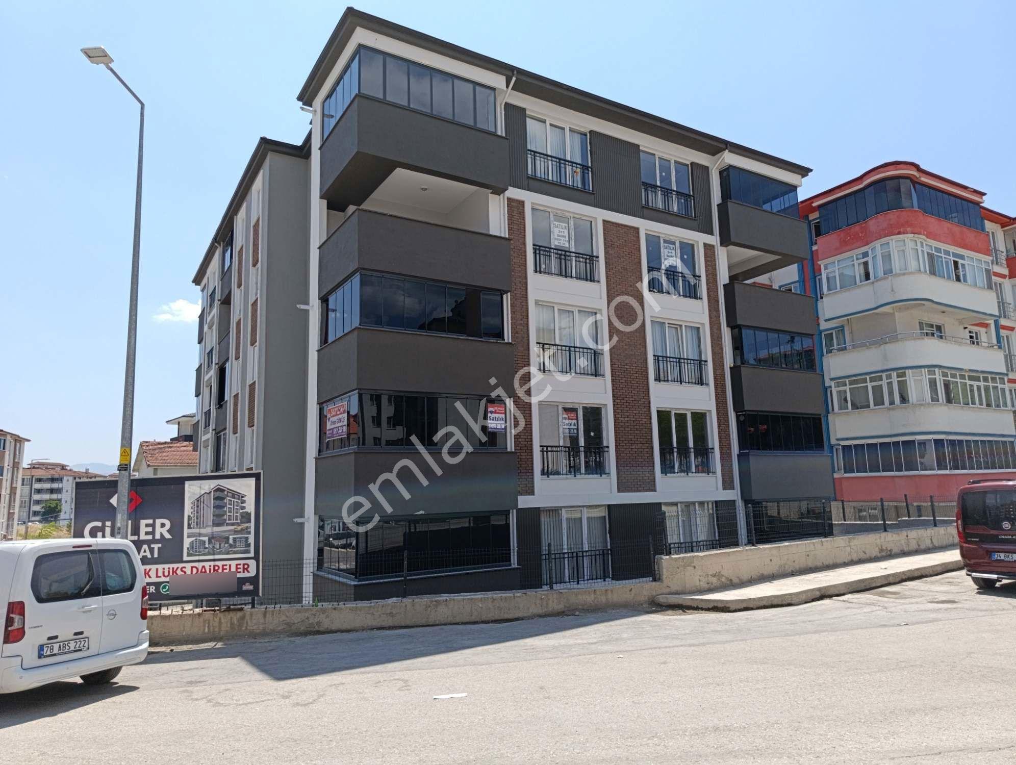 Karabük 5000 Evler 75.Yıl Mah. Satılık 135 M2 Sıfır Bina 3+1 Daire