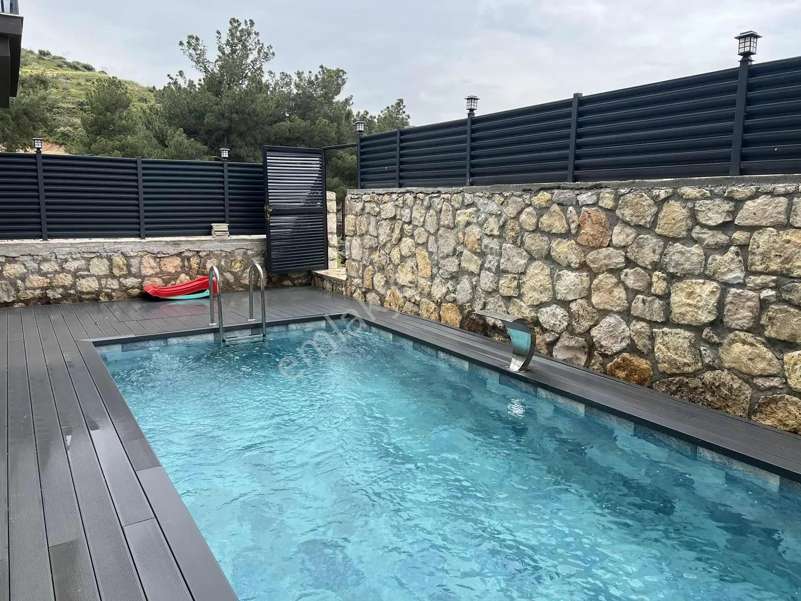 37 Yeni Foça'da 4+1 Triplex Özel Havuzlu Satılık Villa — fotoğraf 5