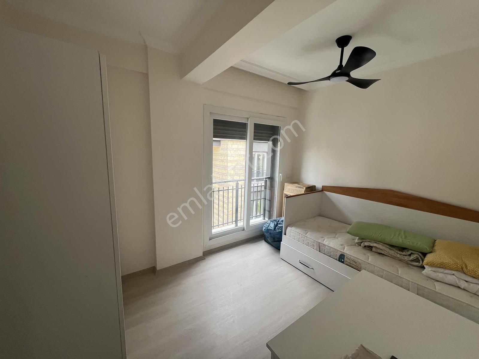 37 Yeni Foça'da 4+1 Triplex Özel Havuzlu Satılık Villa — fotoğraf 26