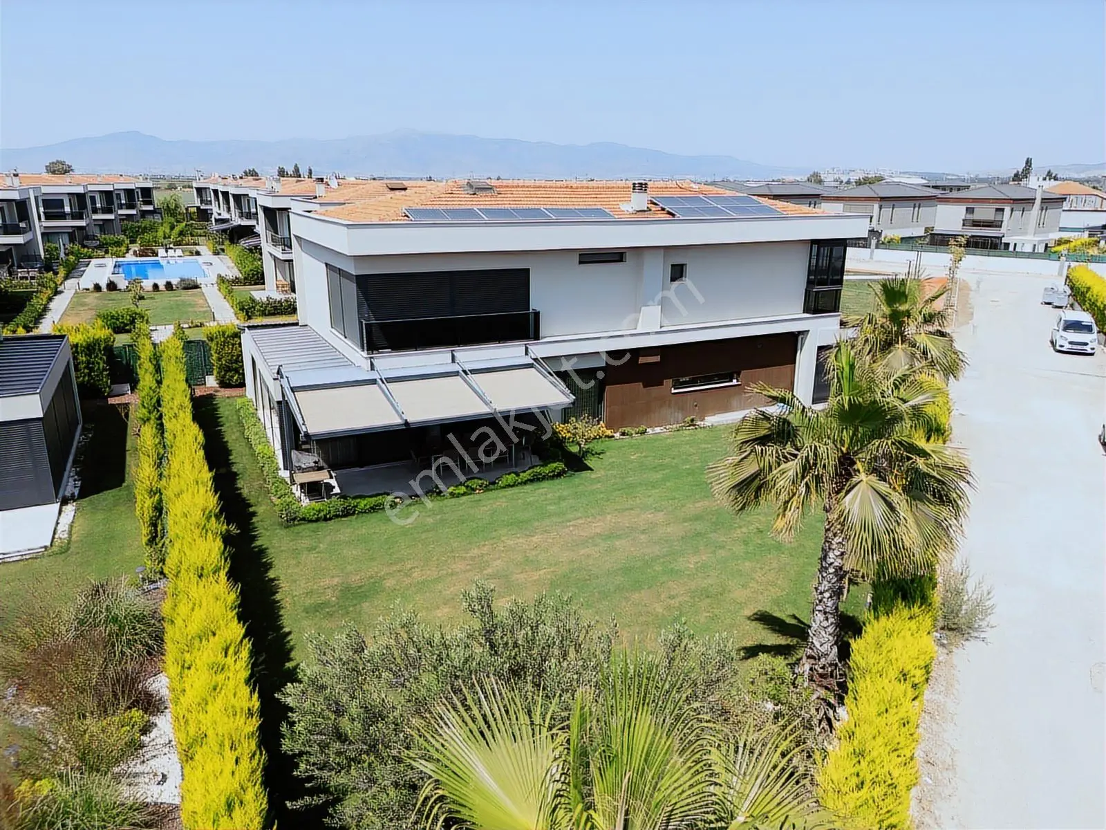 5 Seyrek Günerli'de Satılık Ultra Lüks Villa — fotoğraf 2
