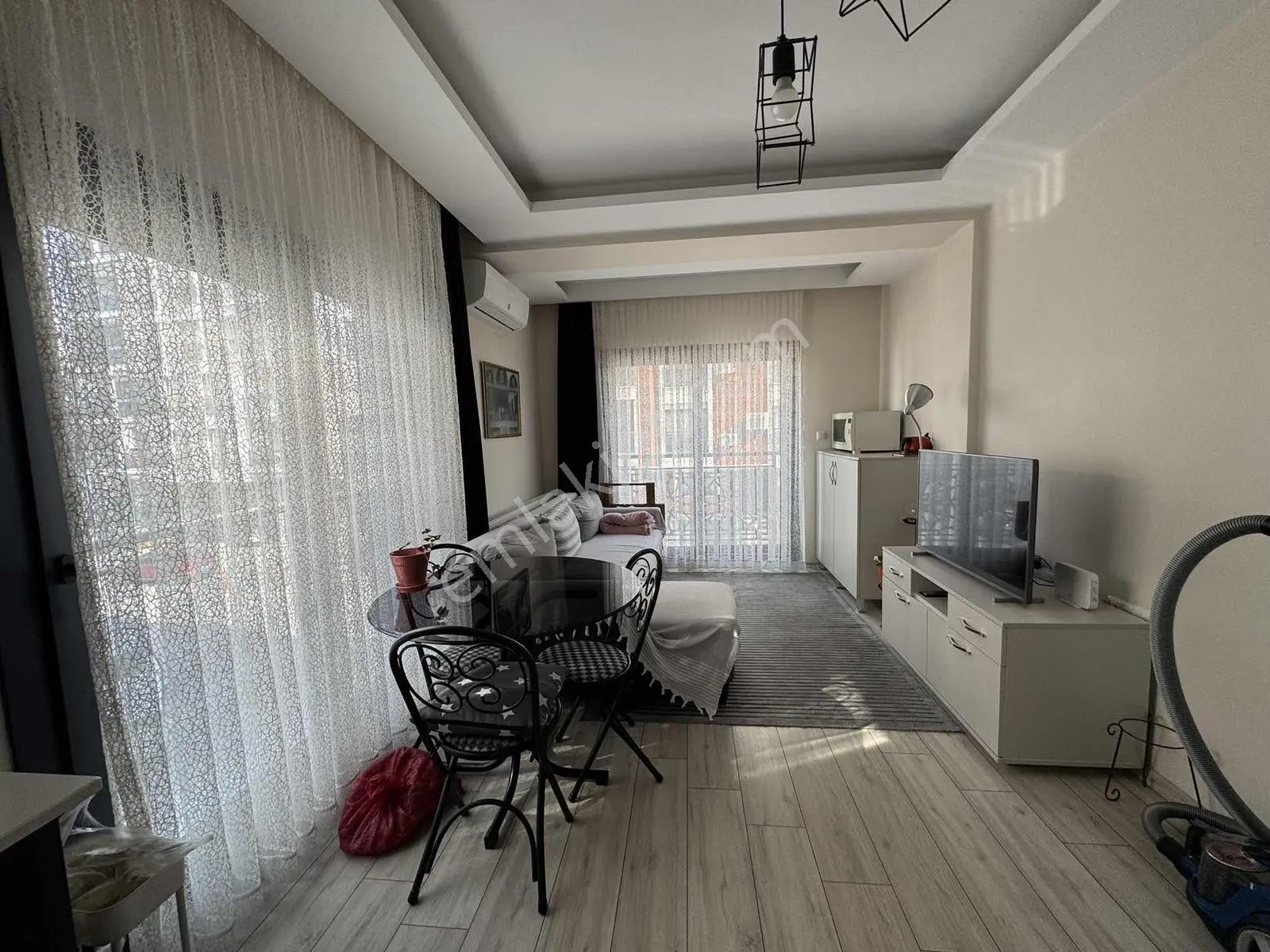 61 Hakan Büyük"ten Şemikler Merkezi Konumda Ara Kat 2+1 Daire — fotoğraf 6