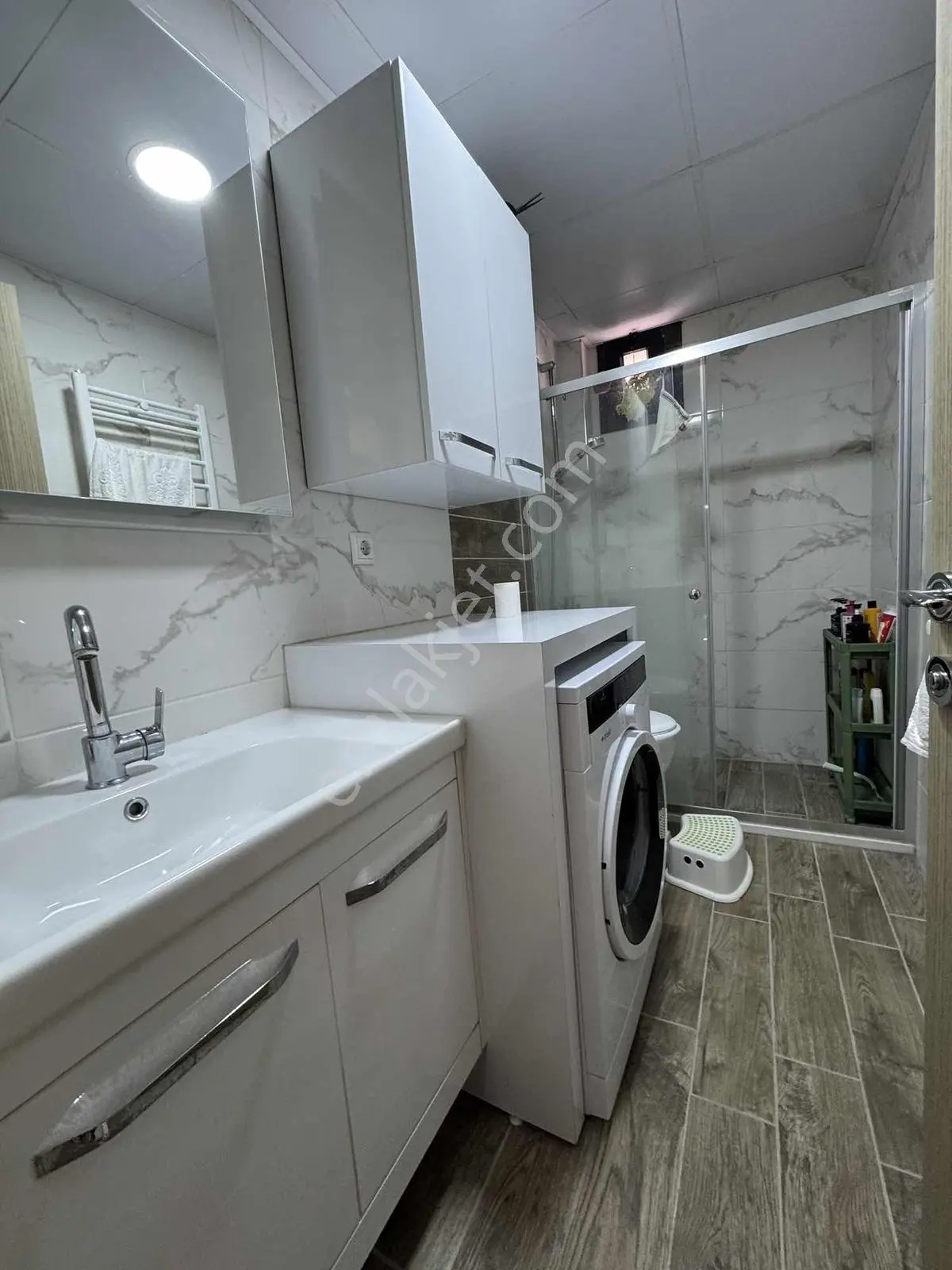 61 Hakan Büyük"ten Şemikler Merkezi Konumda Ara Kat 2+1 Daire — fotoğraf 14