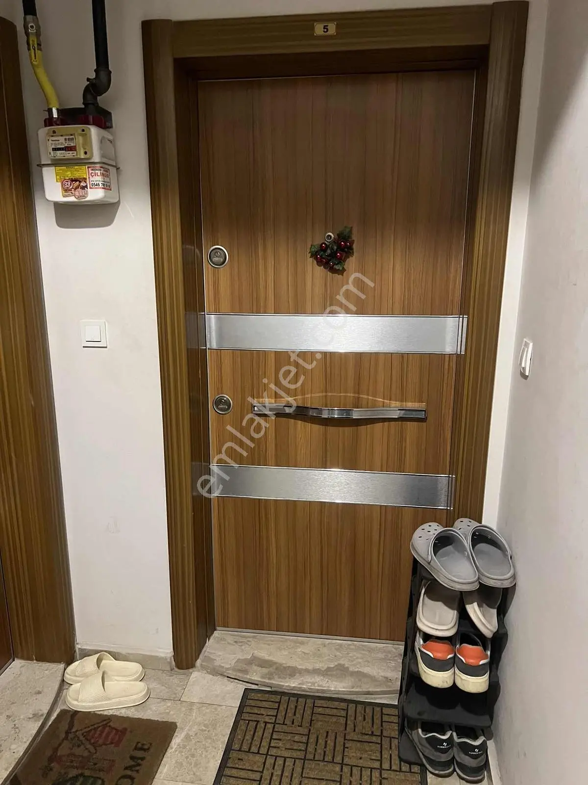 34 Karşıyaka Şemikler De Satılık 1+1 Daire — fotoğraf 3