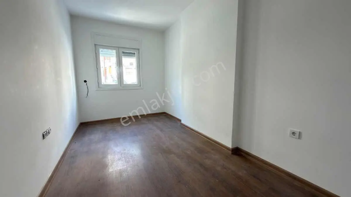 Kartal Karlıktepe 2+1 Satılık Cadde Üstü Daıre — fotoğraf 10