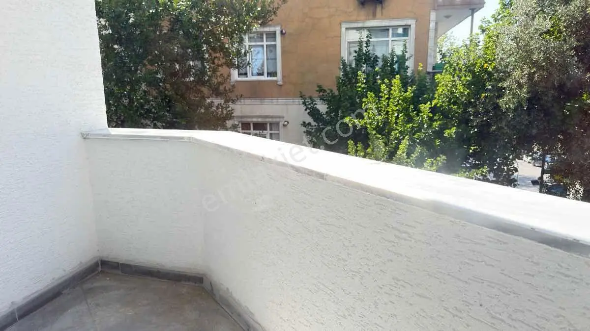 Kartal Karlıktepe 2+1 Satılık Cadde Üstü Daıre — fotoğraf 13