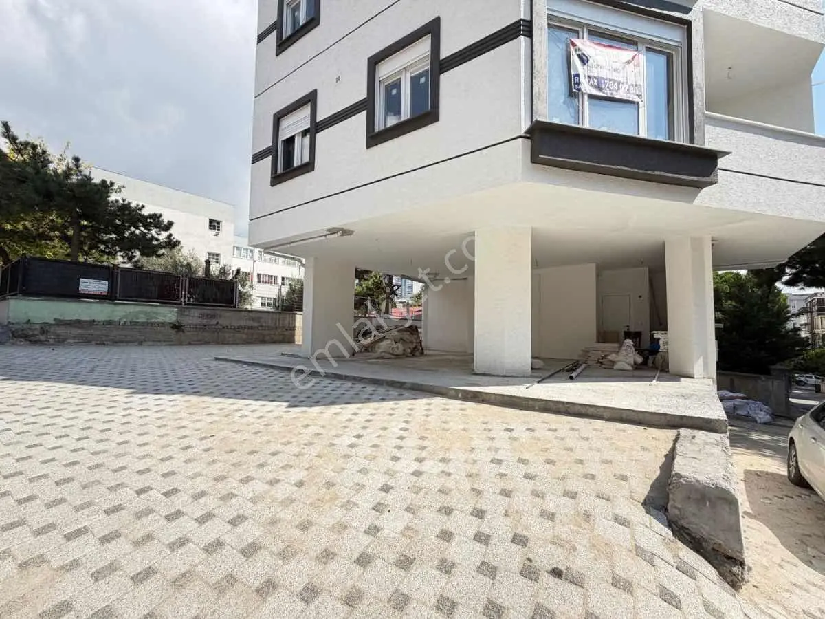 Kartal Karlıktepe 2+1 Satılık Cadde Üstü Daıre — fotoğraf 17