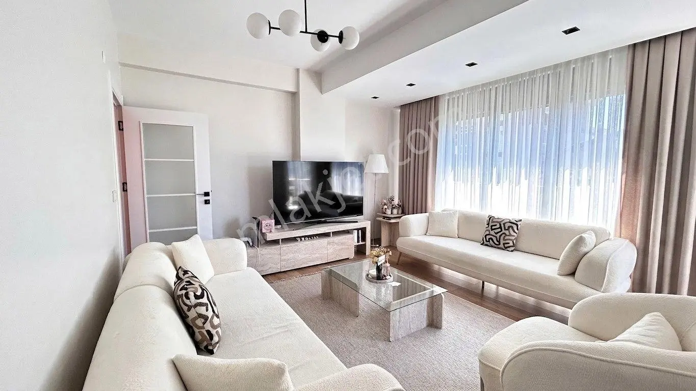 Kartal Karlıktepe Mahallesı Satılık 2+1 Lüks Daıre — fotoğraf 4