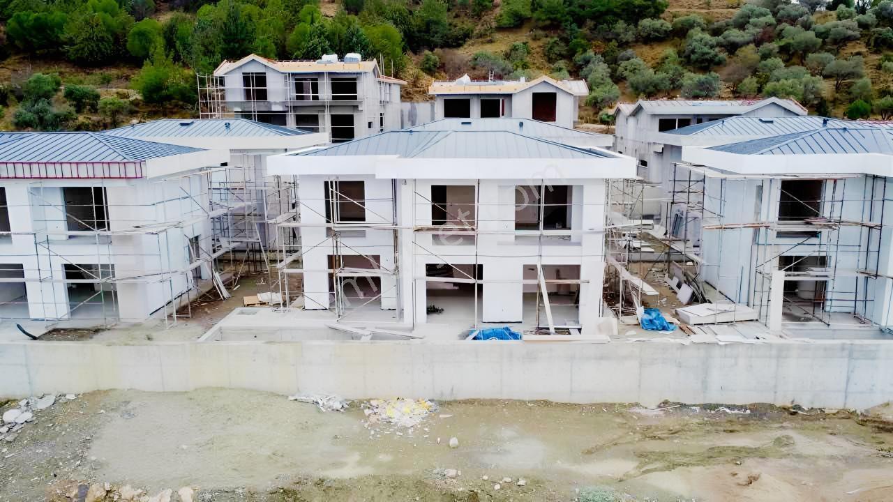 Özgün Gm'den - Noran Zenıth'de Satılık 4+1 Muhteşem Villa — fotoğraf 3