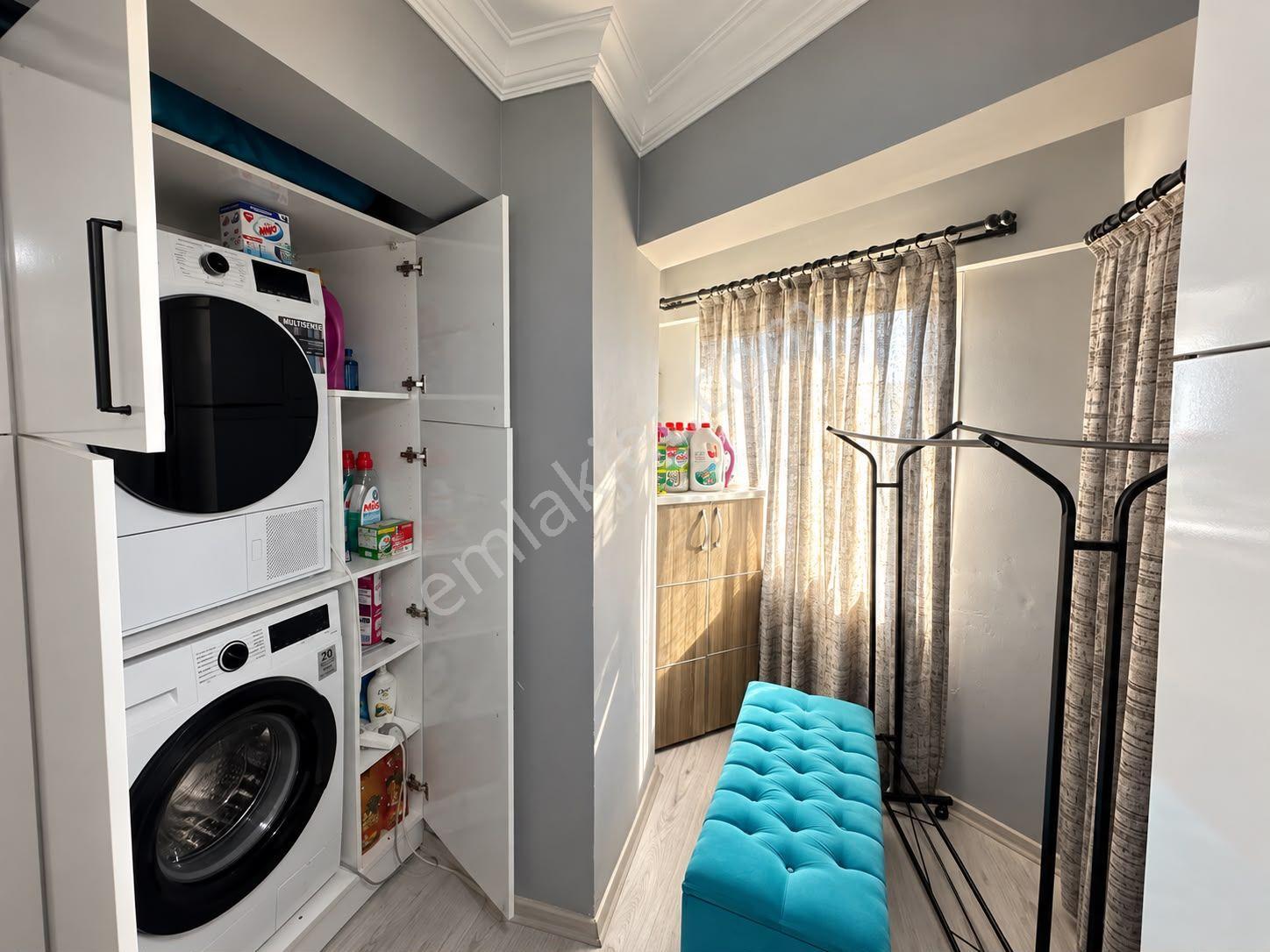 Karabağlar Tahsin Yazıcı Mahallesi’nde Yenilenmiş 3+1 — fotoğraf 16