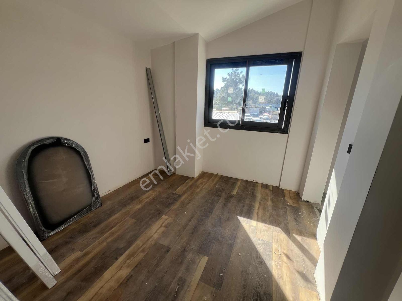 16 Urla Kuşçular Privatus Özel Havuzlu 4+1 Satılık Triplex Villa — fotoğraf 19