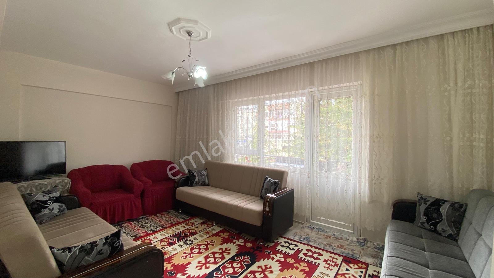 Vip Gayrimenkul'den Çarşı Merkezi Ana Cadde Üzeri 2.kat 2+1daire — fotoğraf 9