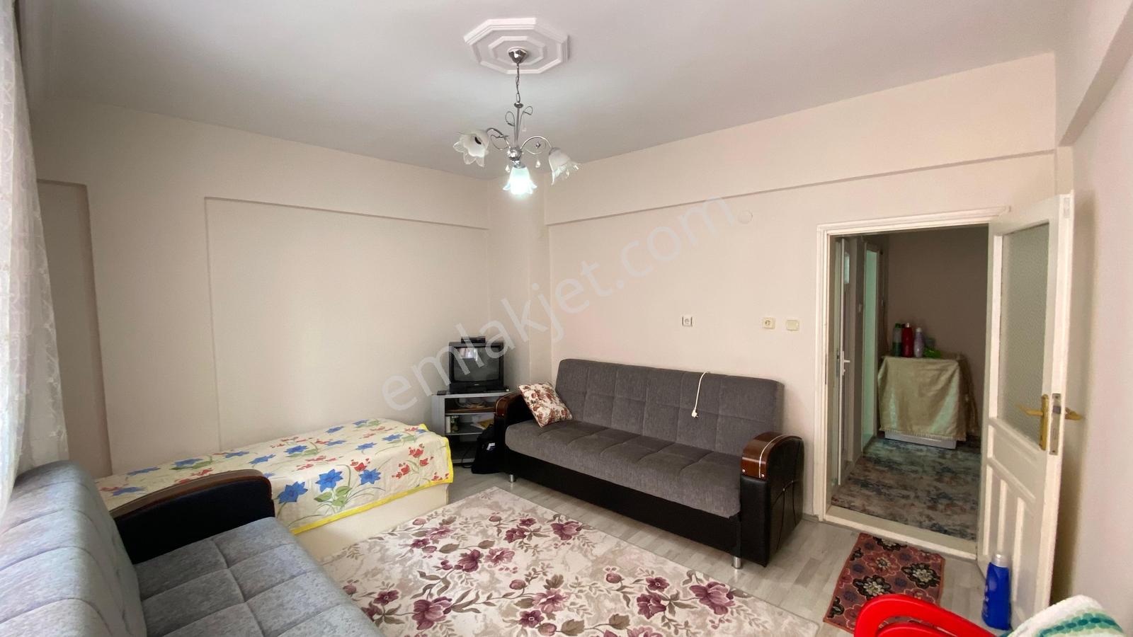 Vip Gayrimenkul'den Çarşı Merkezi Ana Cadde Üzeri 2.kat 2+1daire — fotoğraf 12