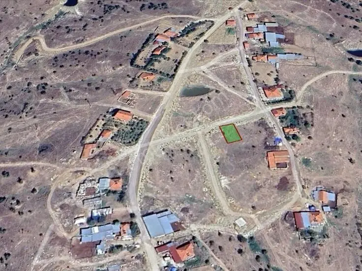 Eşme İstasyon Mahallesinde Satılık Yatırımlık Arsa! — fotoğraf 2