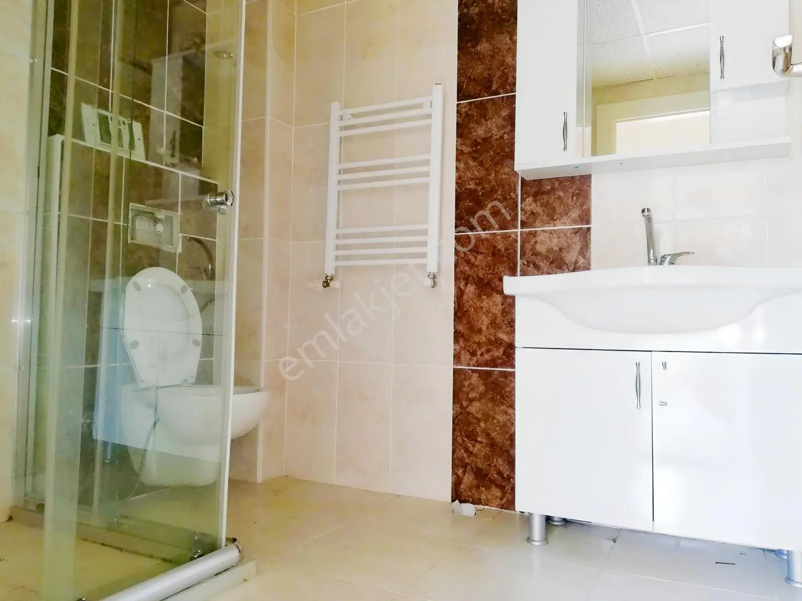 Hasköy Merkezde Satılık 3+1 Daire Ebeveyn Banyolu,kredi Limitsiz — fotoğraf 2