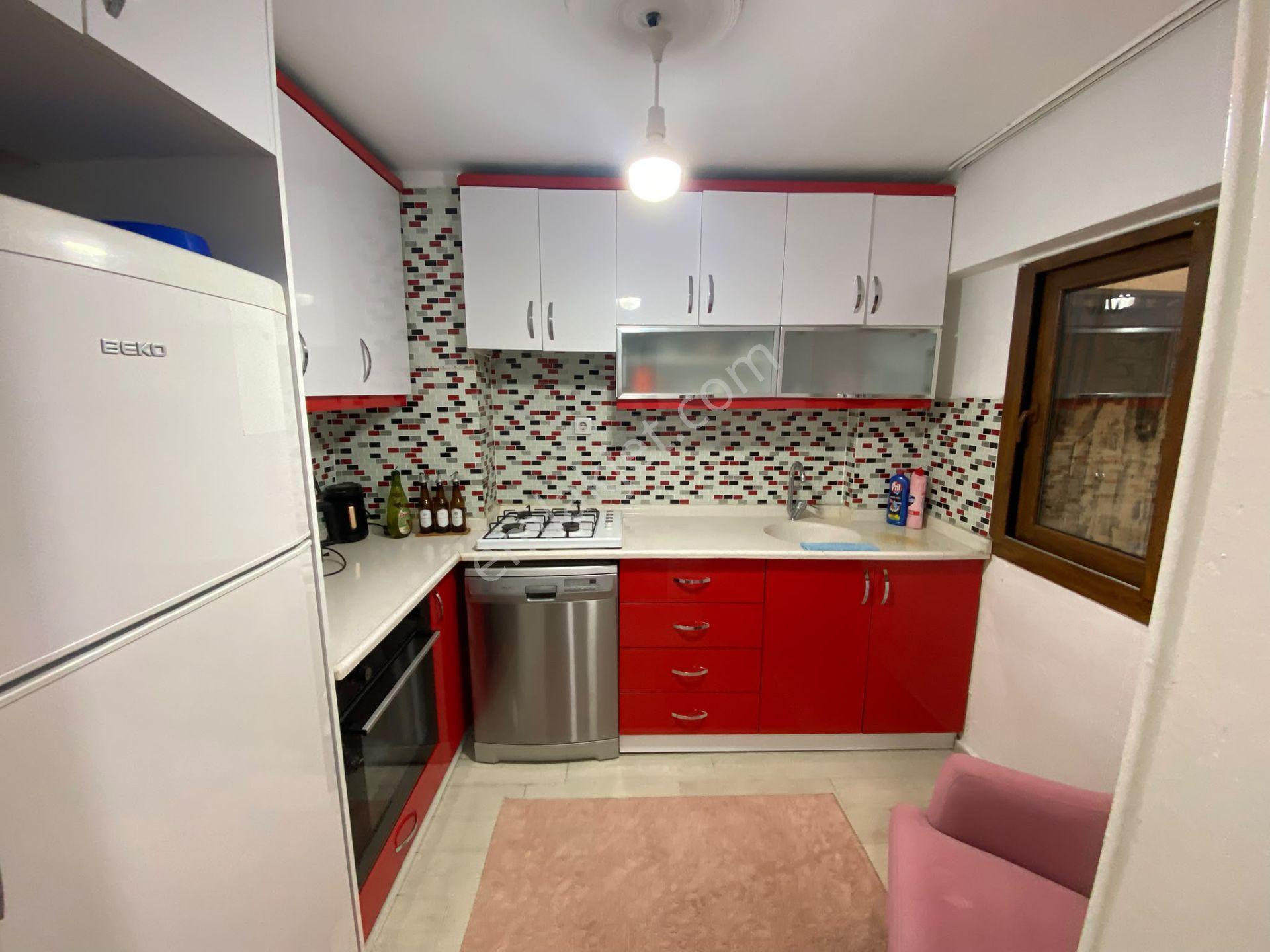 Acill Konak Zeytinlik Mah.de Kemer İzban İstasyonu Yakını 2+1 85m2 Ayrı Mutfak Arakat Satılık Daire — fotoğraf 18
