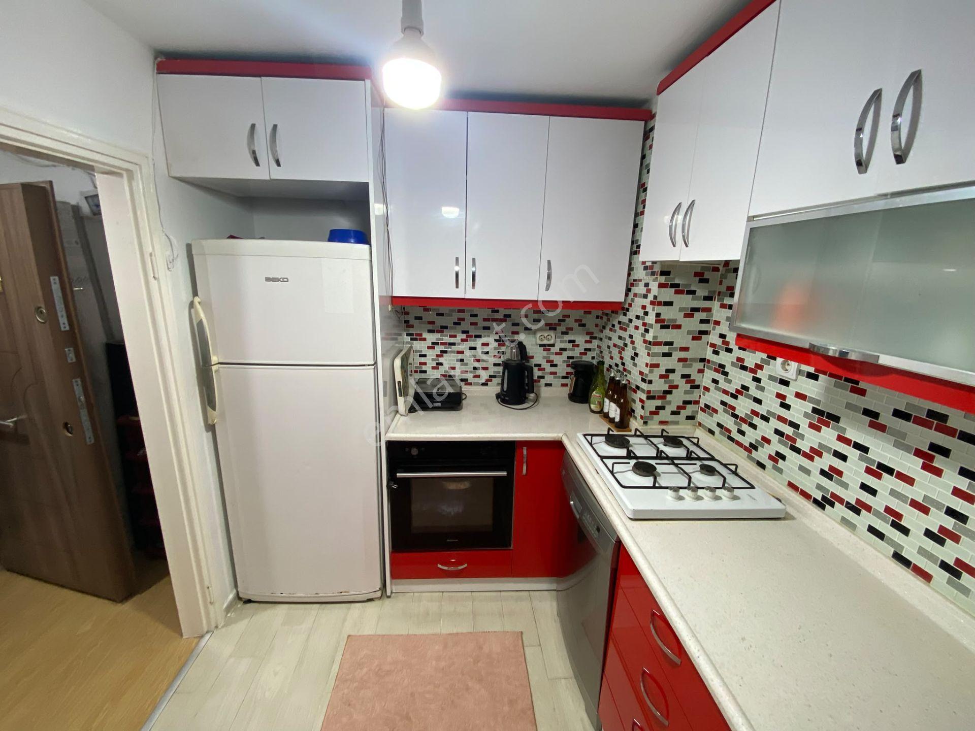 Acill Konak Zeytinlik Mah.de Kemer İzban İstasyonu Yakını 2+1 85m2 Ayrı Mutfak Arakat Satılık Daire — fotoğraf 19