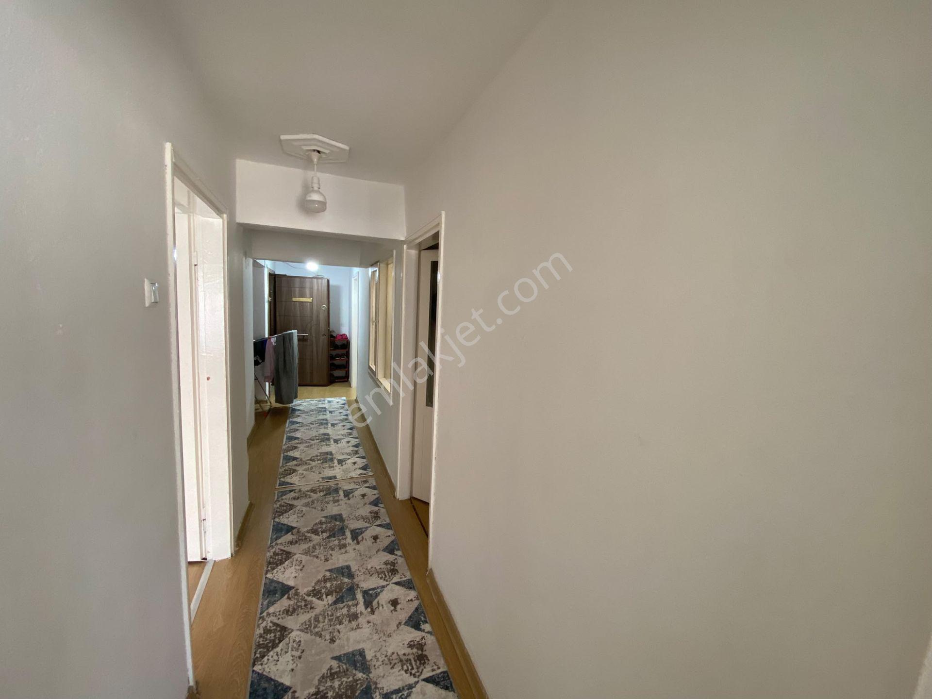Acill Konak Zeytinlik Mah.de Kemer İzban İstasyonu Yakını 2+1 85m2 Ayrı Mutfak Arakat Satılık Daire — fotoğraf 25