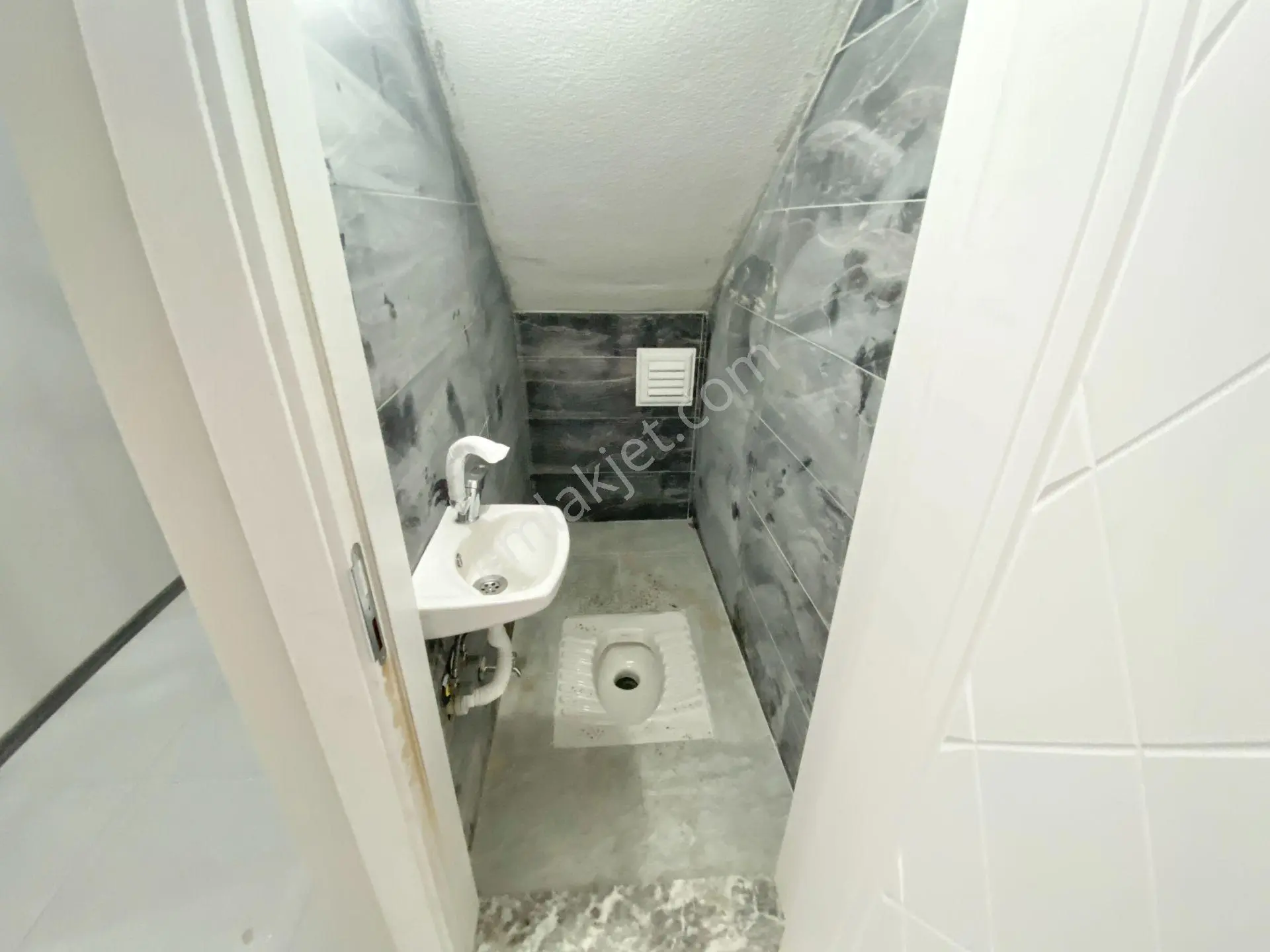 Atlas Emlak Satılık 3+1 Çatı Eğimsiz Harika Teras — fotoğraf 4