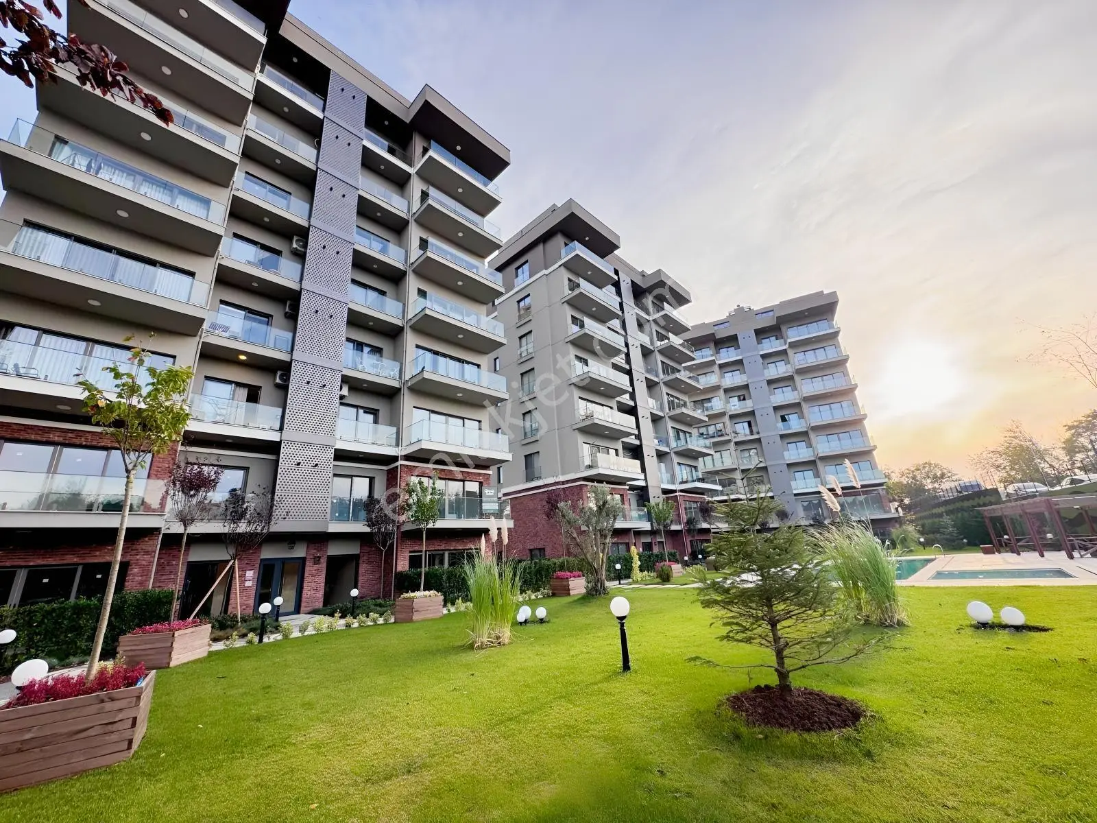 Çekmeköy Alemdağ Saban Orman Evleri Satılık 5+2 Dubleks Daire — fotoğraf 2