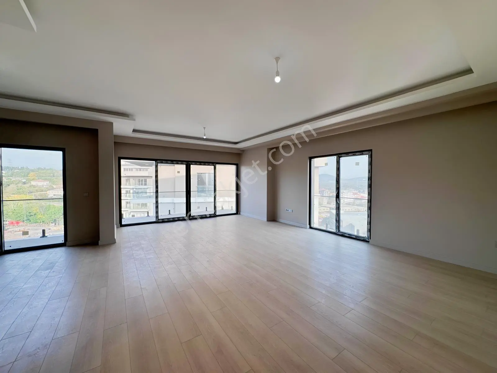 Çekmeköy Alemdağ Saban Orman Evleri Satılık 5+2 Dubleks Daire — fotoğraf 7