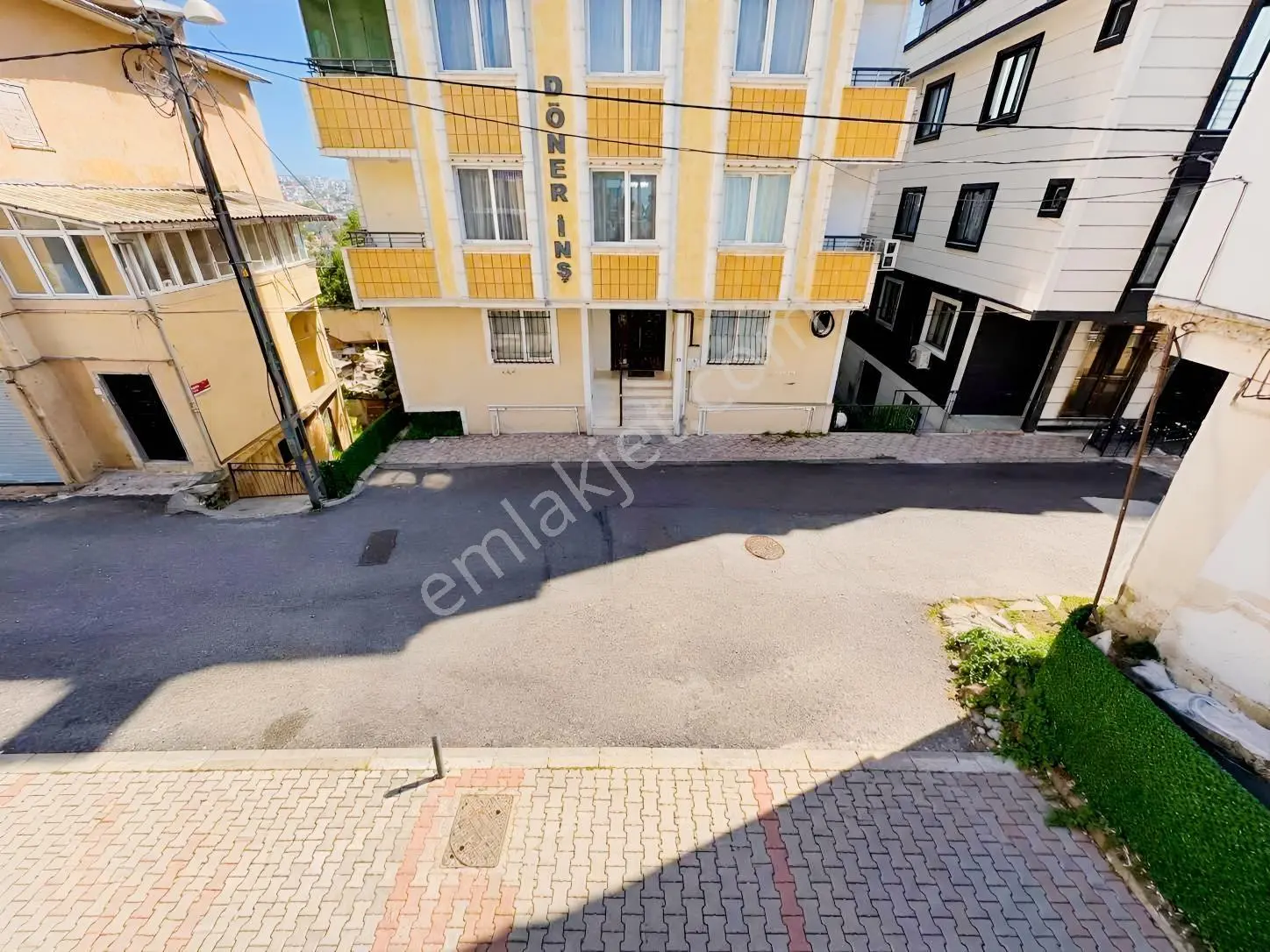 Alibeyköy Güzeltepe Mahallesinde Satılık Geniş 1+1 — fotoğraf 3