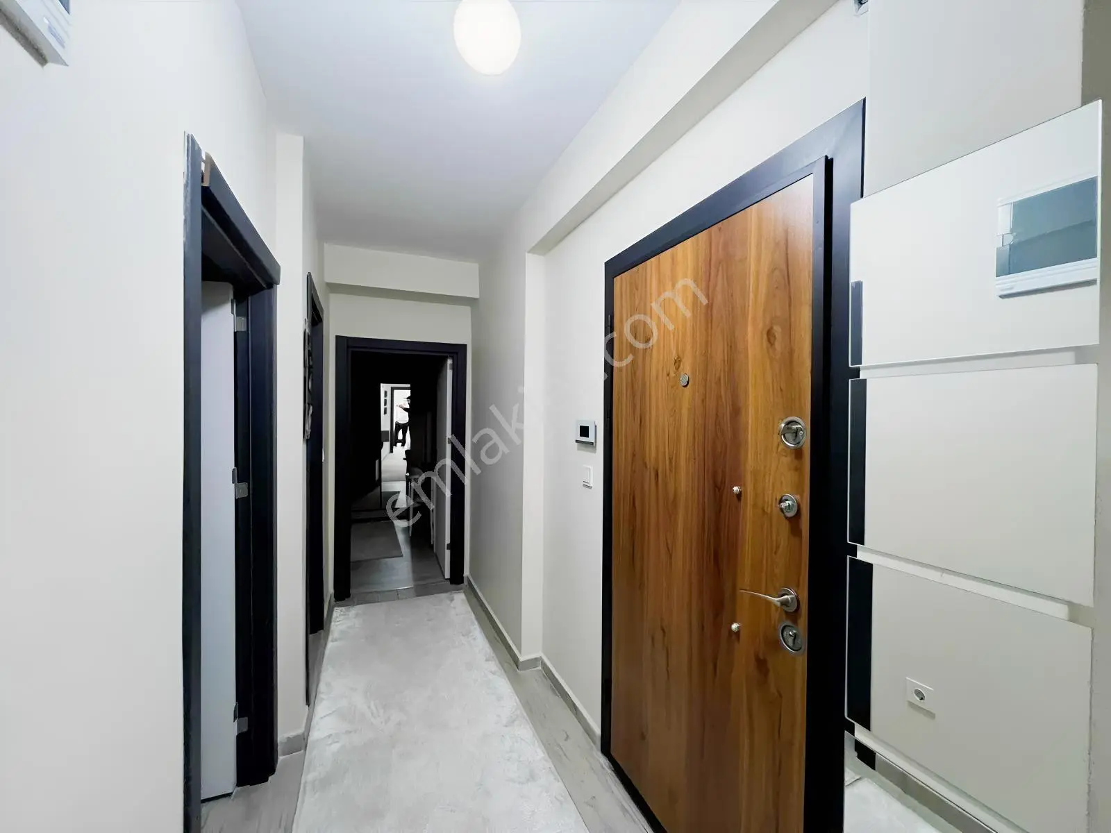 Alibeyköy Güzeltepe Mahallesinde Satılık Geniş 1+1 — fotoğraf 5