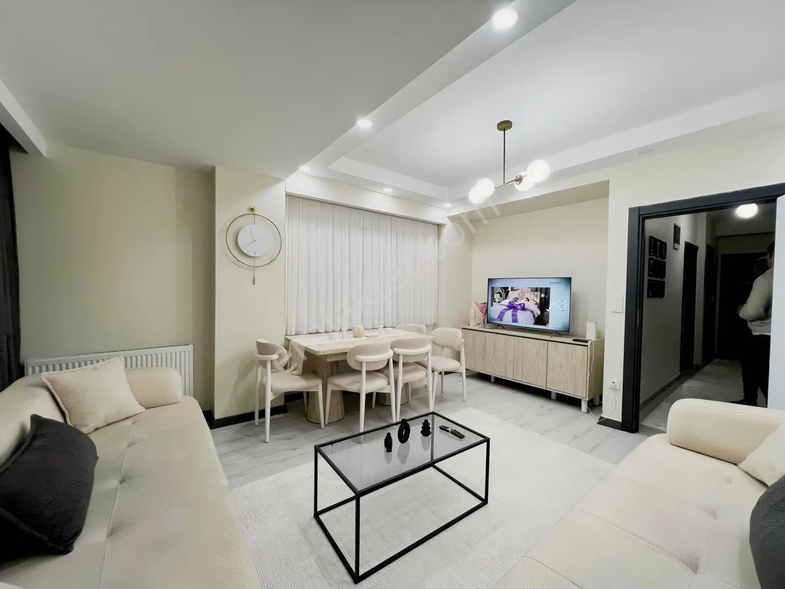 Alibeyköy Güzeltepe Mahallesinde Satılık Geniş 1+1 — fotoğraf 6