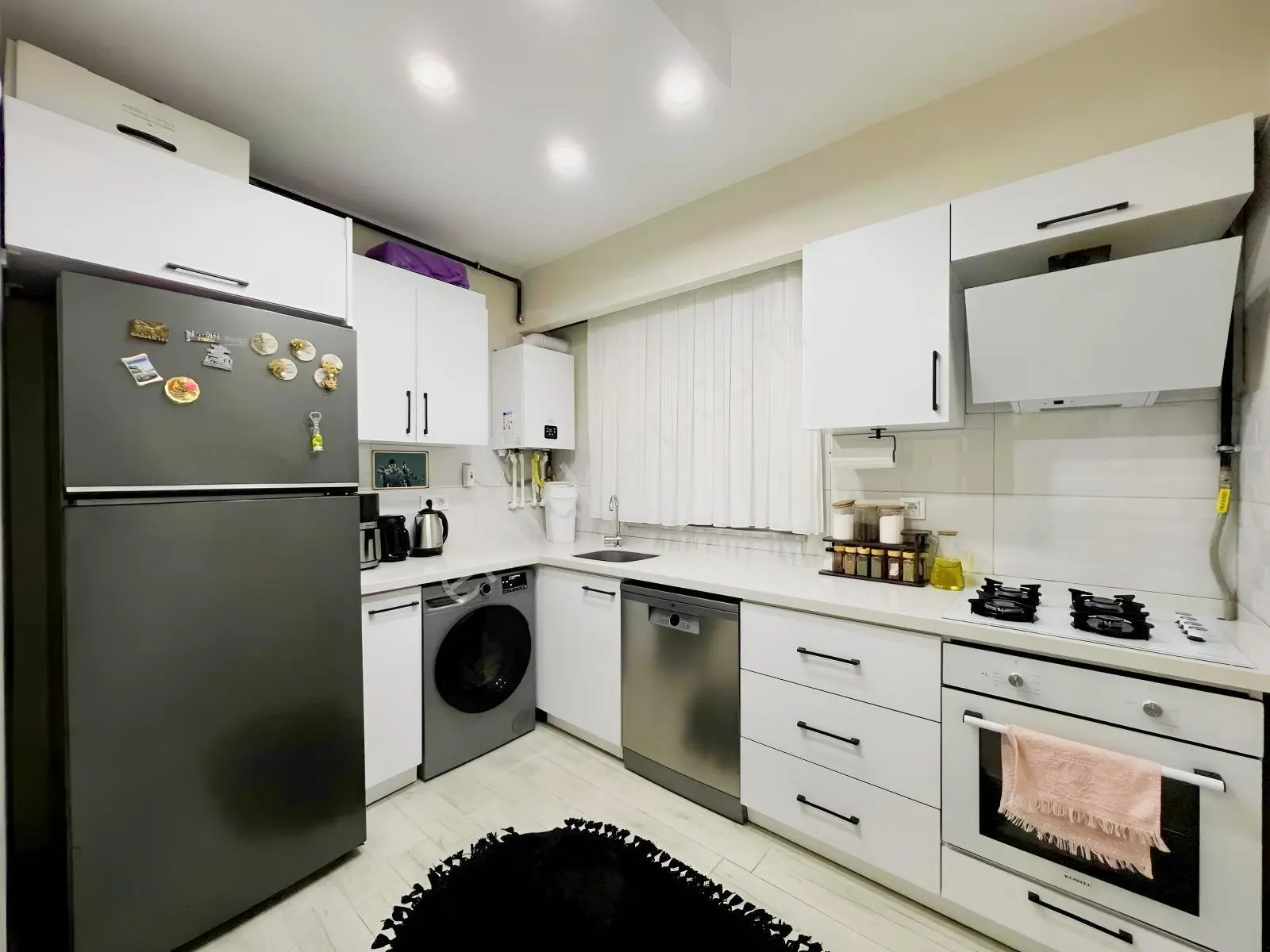Alibeyköy Güzeltepe Mahallesinde Satılık Geniş 1+1 — fotoğraf 10