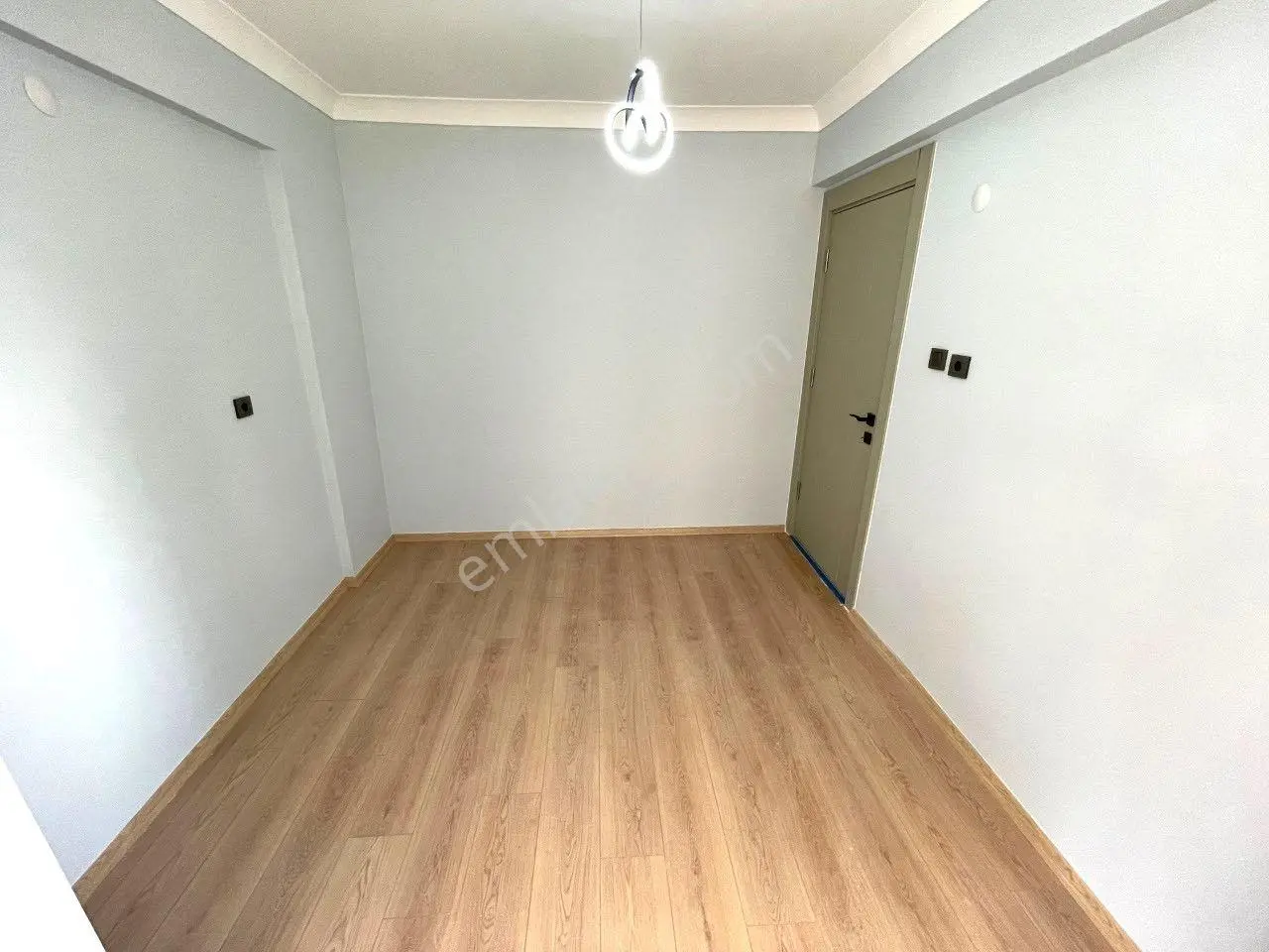 𝄞melodi'den Akçay Merkez'de Ayrı Mutfaklı Ön Cephe Bahçe Kullanımlı Harika Dizayn 2+1 Daire — fotoğraf 22