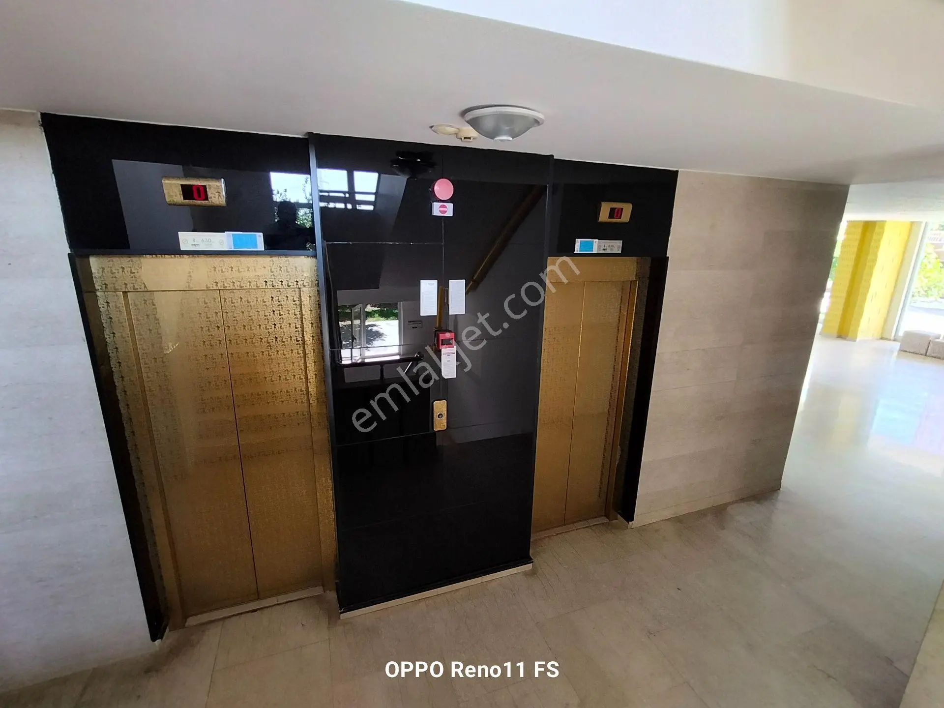 Nw Fuatmorel Mh Lemontri Sitesinde 4+1 Satılık Daire — fotoğraf 2