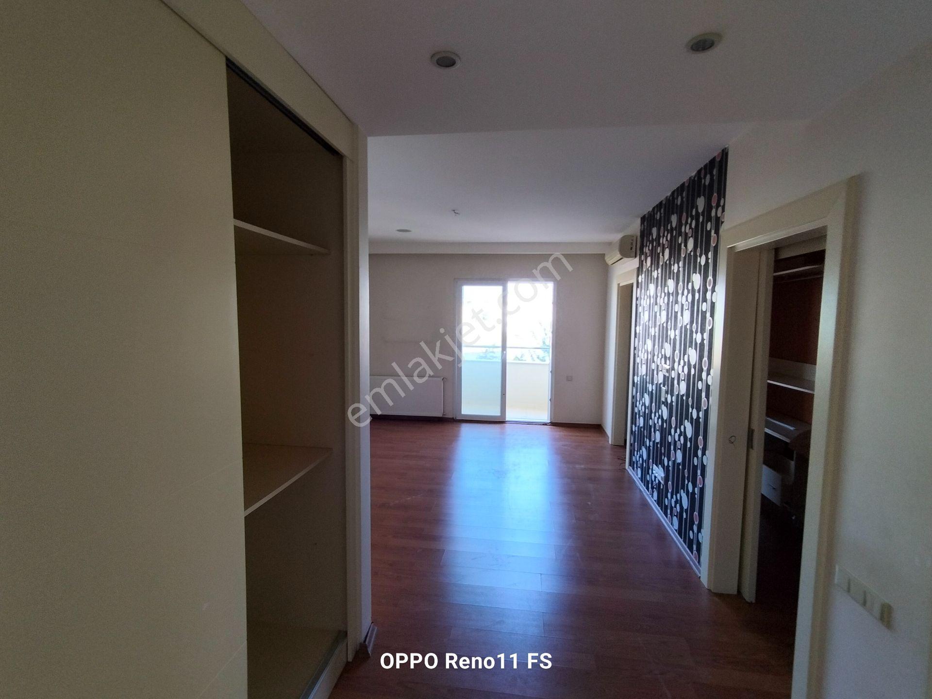 Nw Fuatmorel Mh Lemontri Sitesinde 4+1 Satılık Daire — fotoğraf 6
