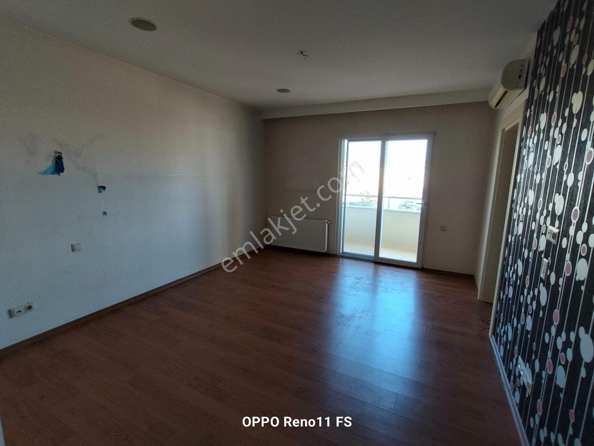 Nw Fuatmorel Mh Lemontri Sitesinde 4+1 Satılık Daire — fotoğraf 13