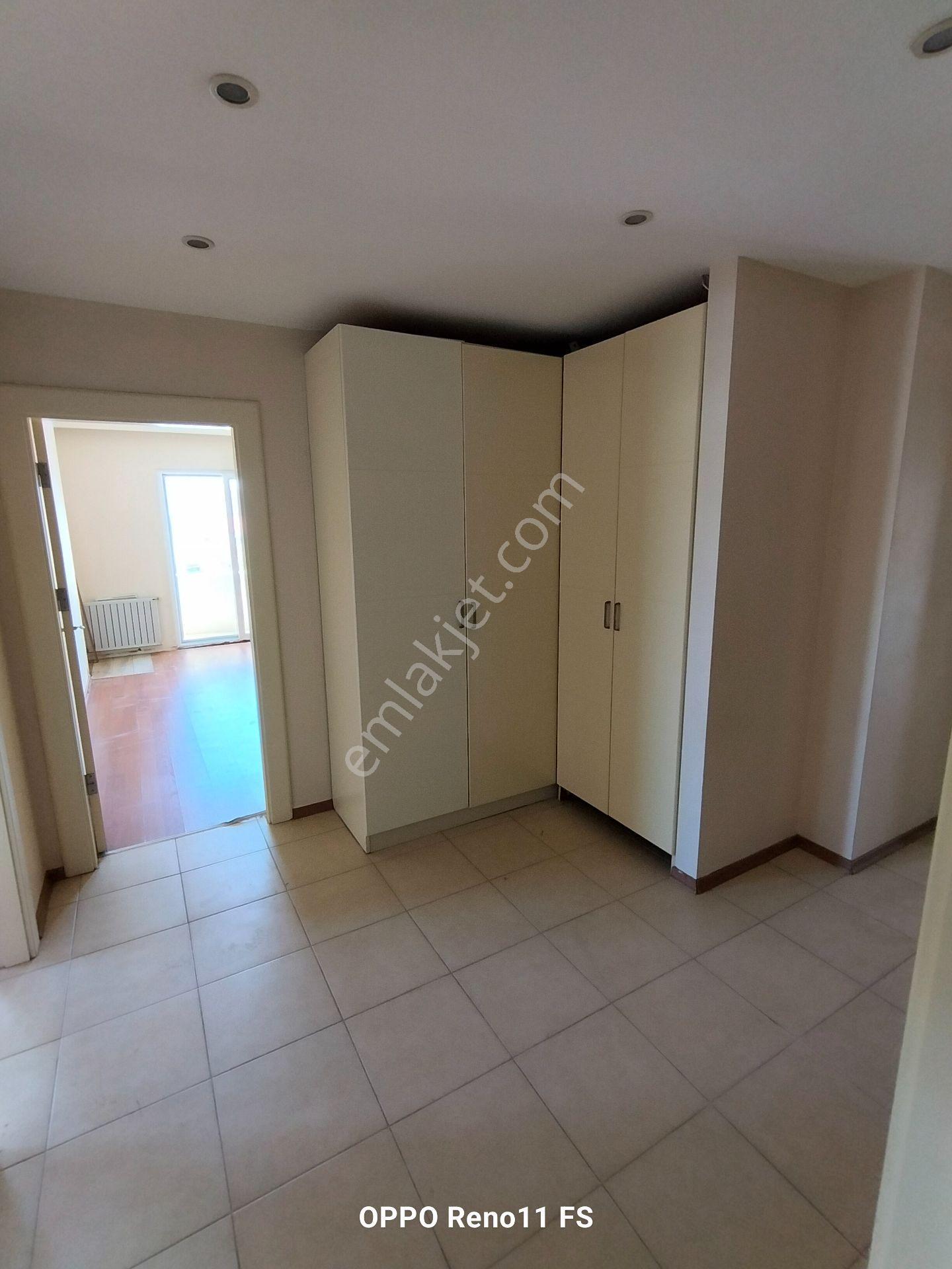 Nw Fuatmorel Mh Lemontri Sitesinde 4+1 Satılık Daire — fotoğraf 14