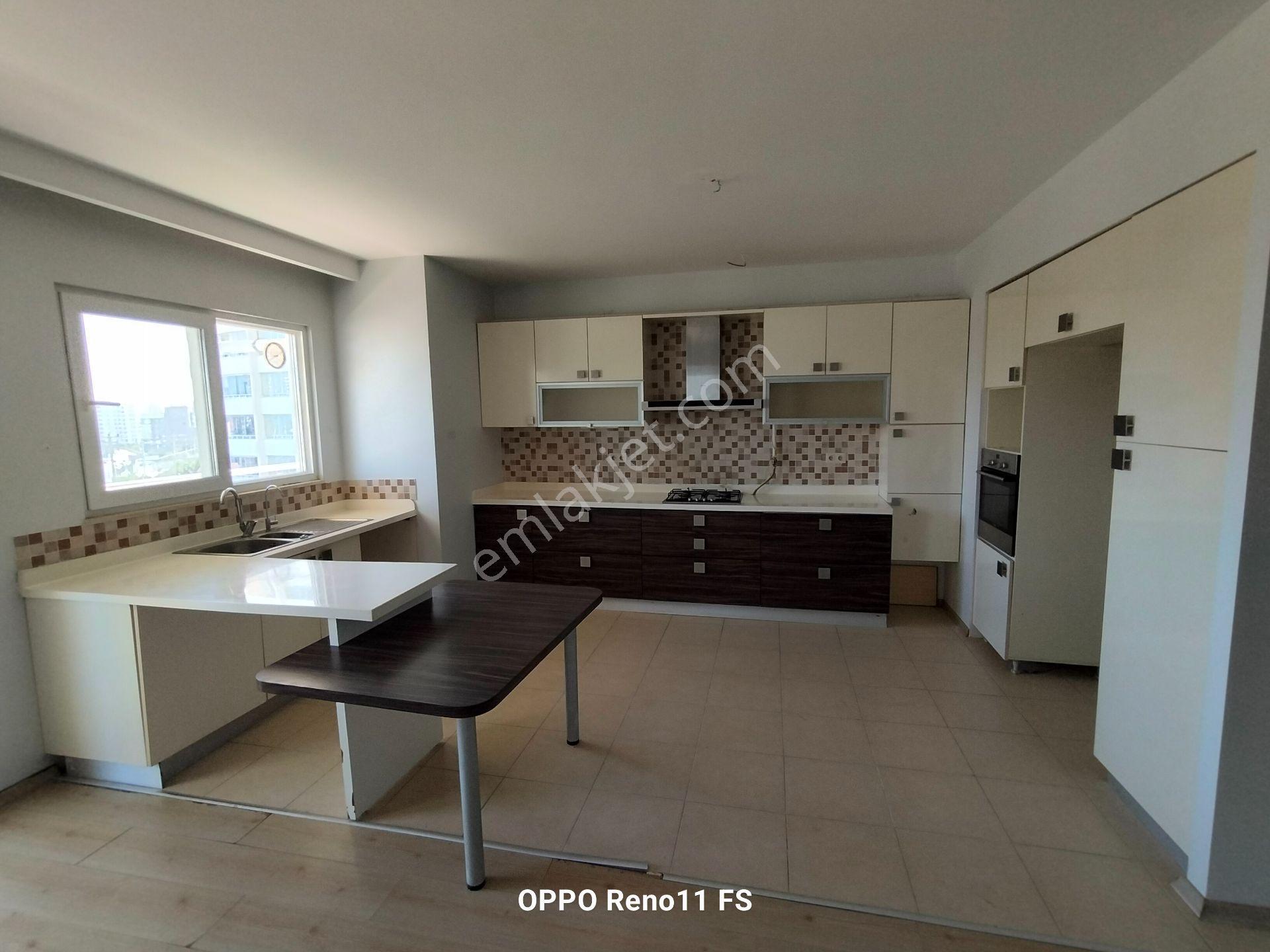 Nw Fuatmorel Mh Lemontri Sitesinde 4+1 Satılık Daire — fotoğraf 26