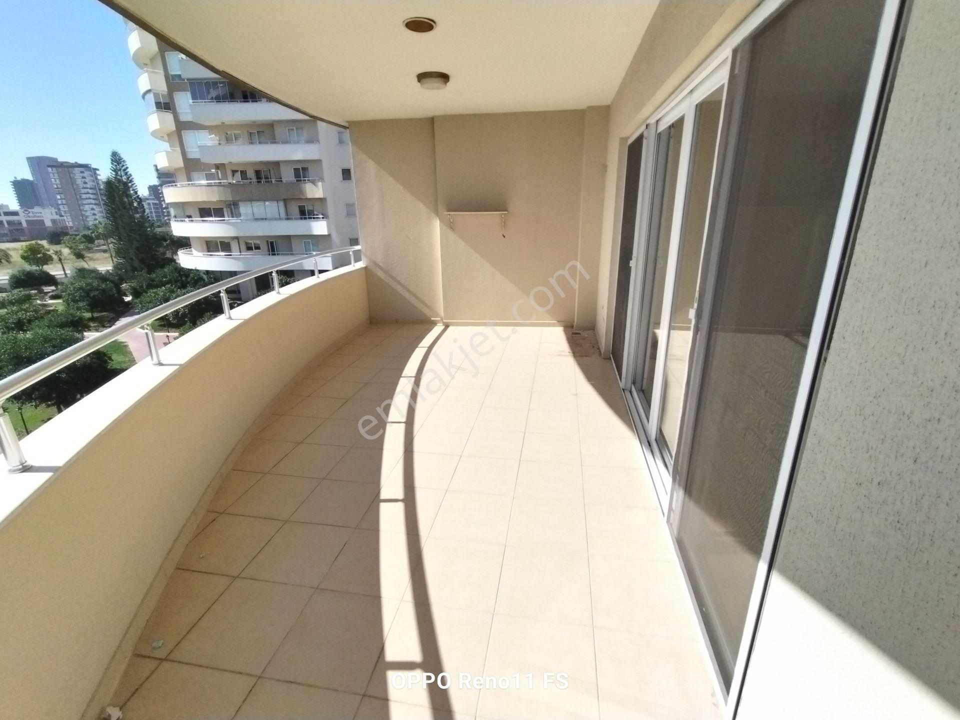Nw Fuatmorel Mh Lemontri Sitesinde 4+1 Satılık Daire — fotoğraf 30