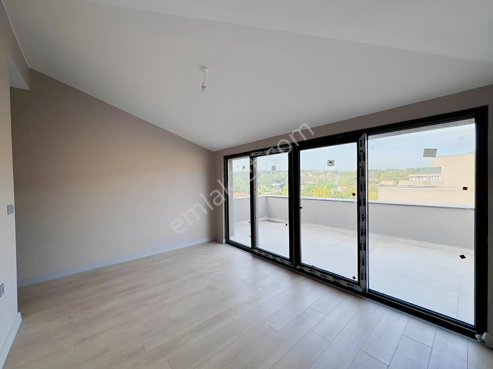 Çekmeköy Saban Orman Evleri Lüks Satılık 5+2 Üst Dubleks Daire — fotoğraf 18