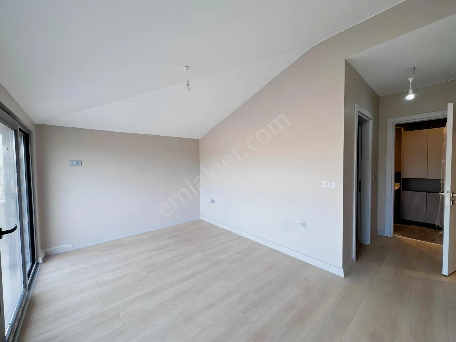 Çekmeköy Saban Orman Evleri Lüks Satılık 5+2 Üst Dubleks Daire — fotoğraf 19