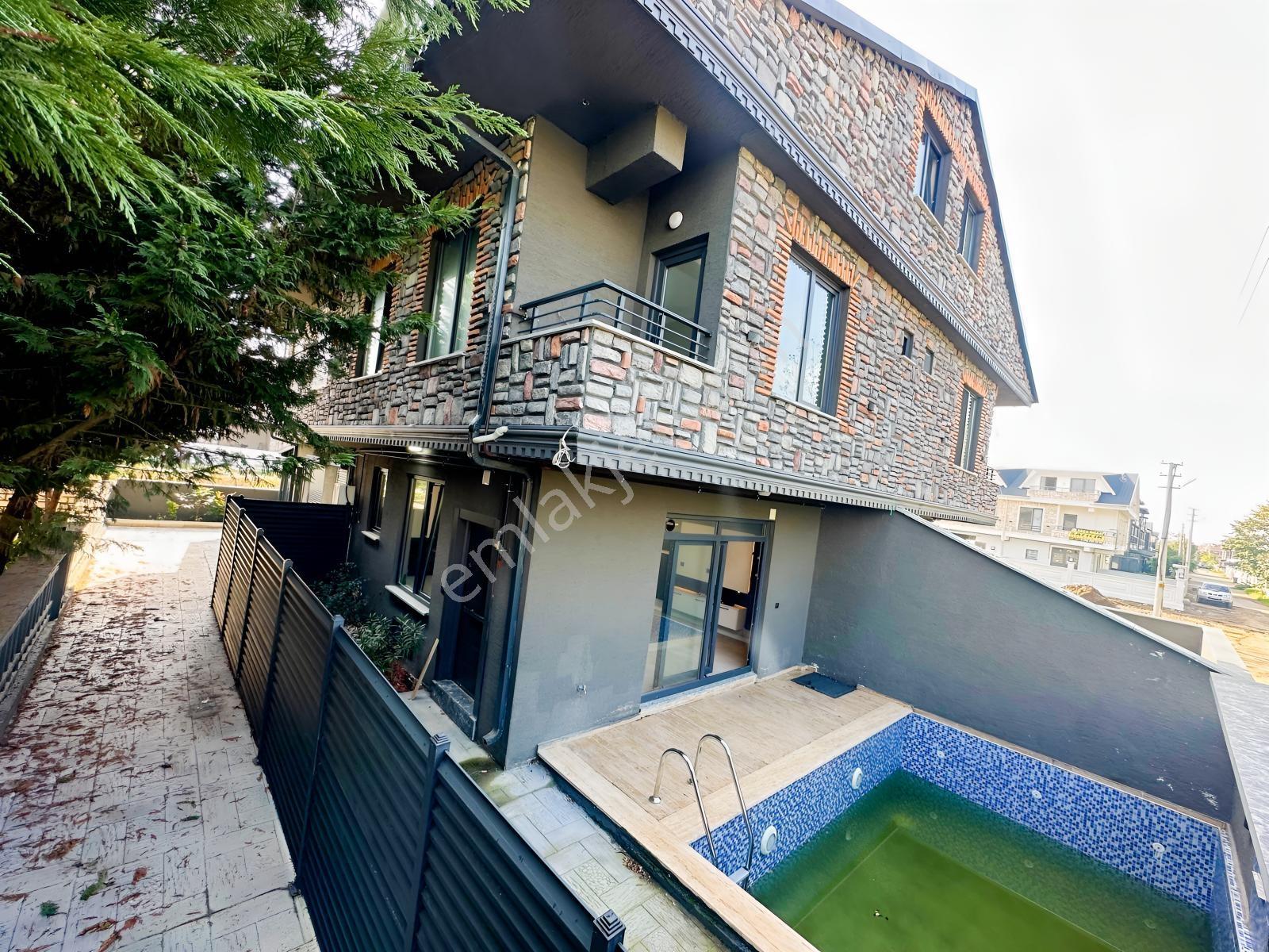 Balcıoğlundan Merkez Plajda En Uygun Havuzlu Lüx Bahçeli Triblex — fotoğraf 11