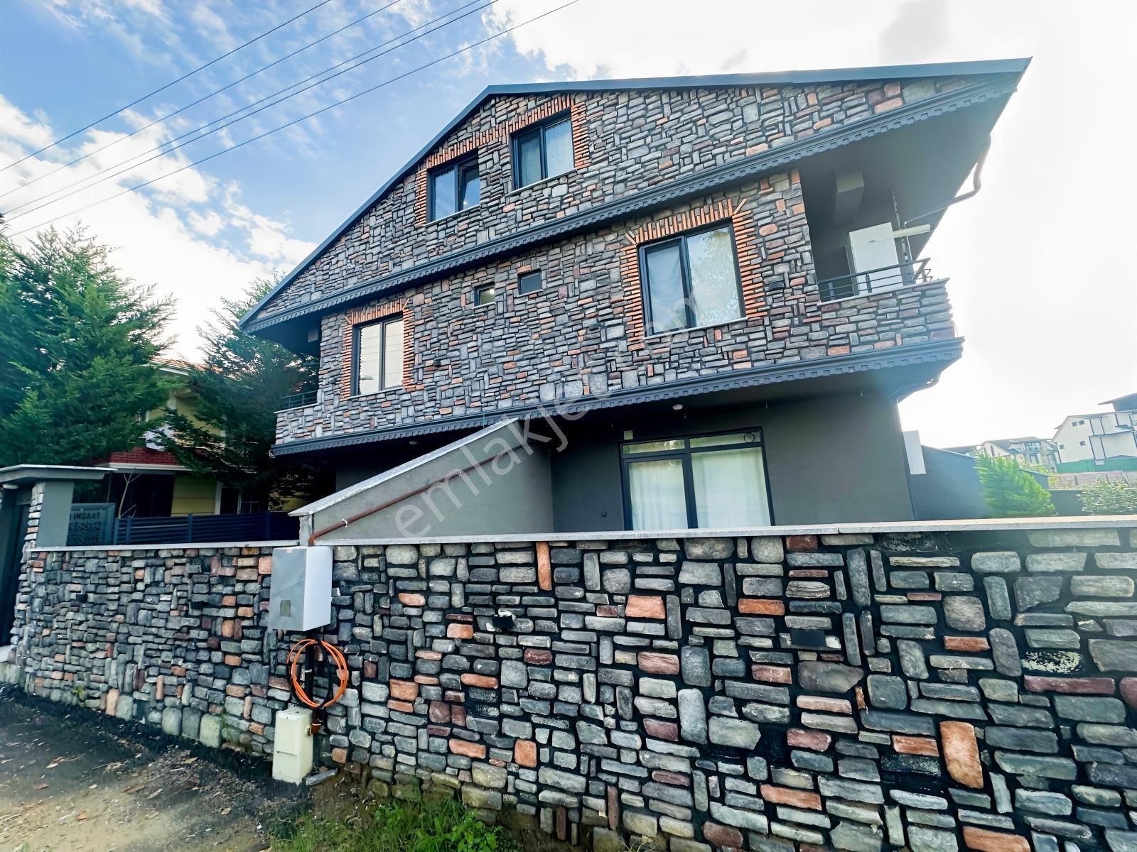 Balcıoğlundan Merkez Plajda En Uygun Havuzlu Lüx Bahçeli Triblex — fotoğraf 32