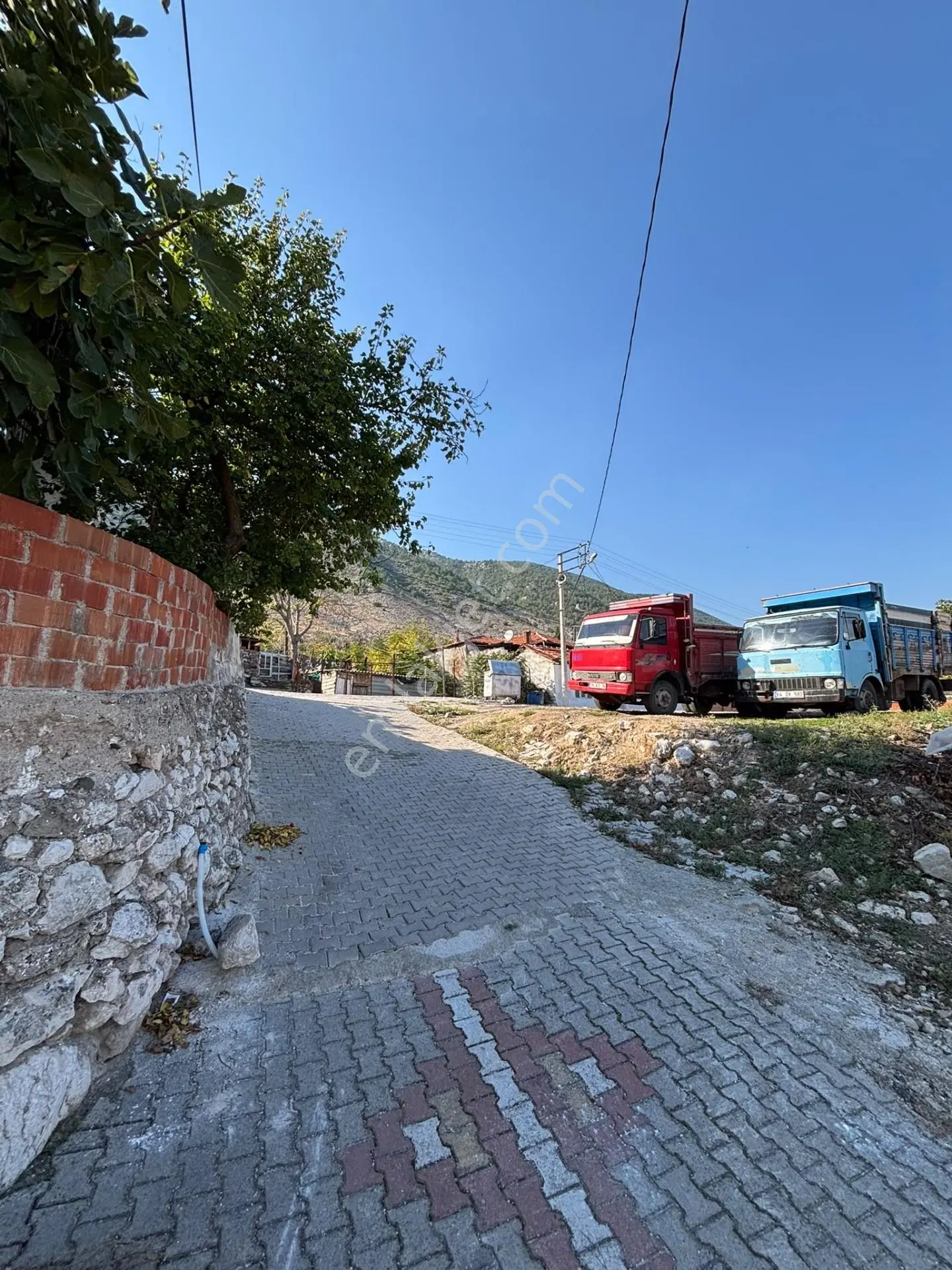 Esel Emlak’tan Kırkağaç Cinosman’da 321 M² Bahçeli Müstakil Ev Acil Satılık — fotoğraf 4