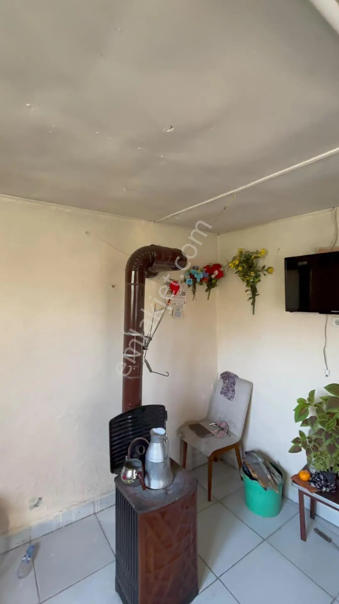 Esel Emlak’tan Kırkağaç Cinosman’da 321 M² Bahçeli Müstakil Ev Acil Satılık — fotoğraf 8