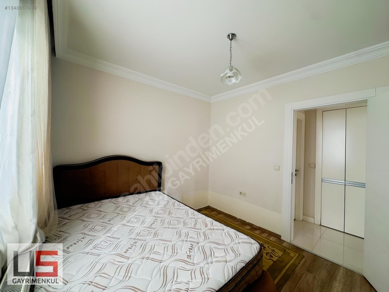 Us Gyo'dan Binevler'de Cadde Üzeri 2+1 Eşyalı Kiralık Daire — fotoğraf 3