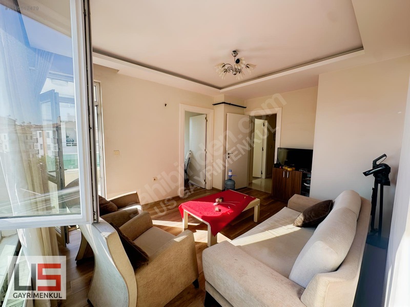 Us Gyo'dan Binevler'de Cadde Üzeri 2+1 Eşyalı Kiralık Daire — fotoğraf 10