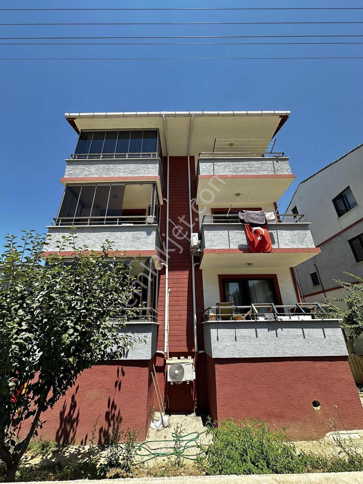 Şirintepede Satılık Geniş 3+1 Daire