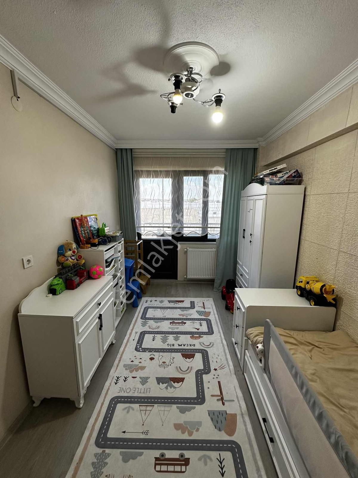 Şirintepede Satılık Geniş 3+1 Daire — fotoğraf 20