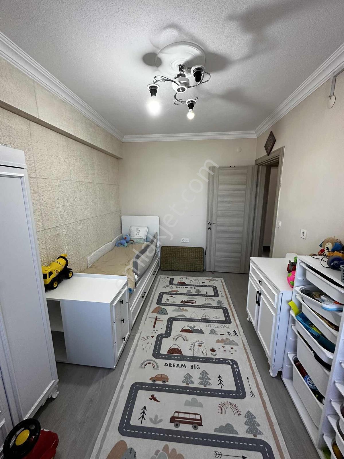 Şirintepede Satılık Geniş 3+1 Daire — fotoğraf 21
